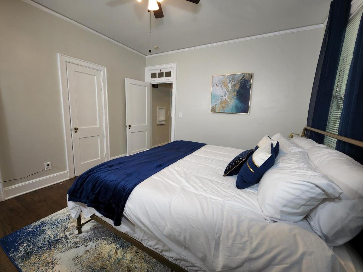 Spacious Centrally Located 3 Bed 2 Bath - Sleeps 8 Монтгомери Экстерьер фото
